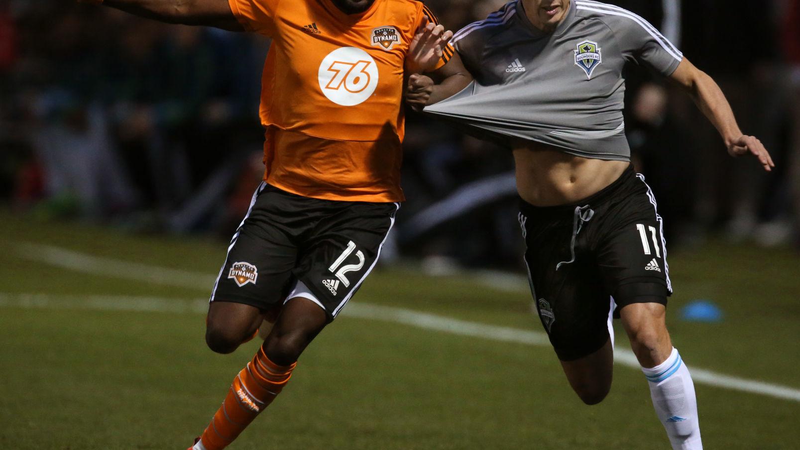 Houston scores three late goals to top Seattle at Mobile Mini Sun Cup